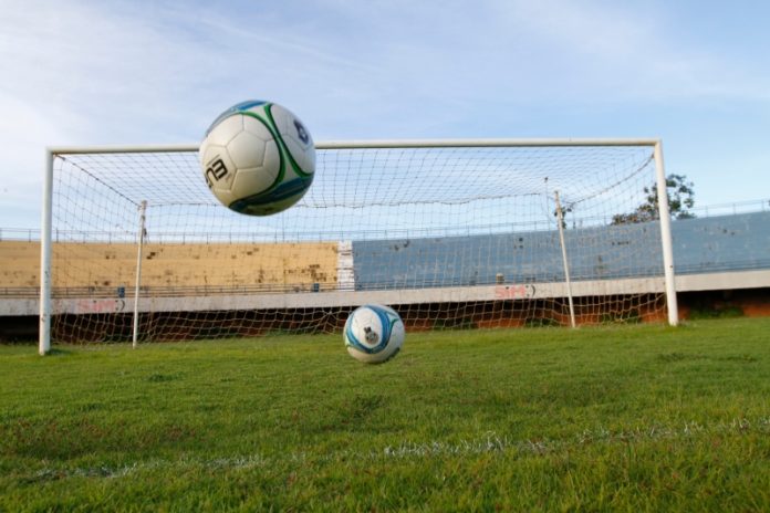 Bolas no Estádio Nilton Santos