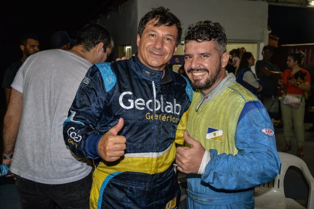 Encontro dos super campeões do kart Tocantinense Fábio Monteiro (E) e Silvano Júnior