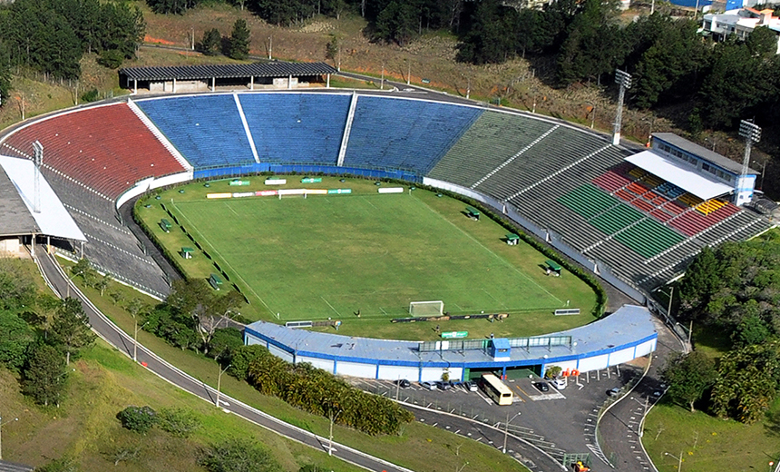  Estádio Municipal Radialista Mário Helênio