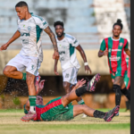 Jogador do União ficou deitado no chão: Guaraí 10 x 0 União de Palmas - Fotos: Elenilson Garcia/Divulgação